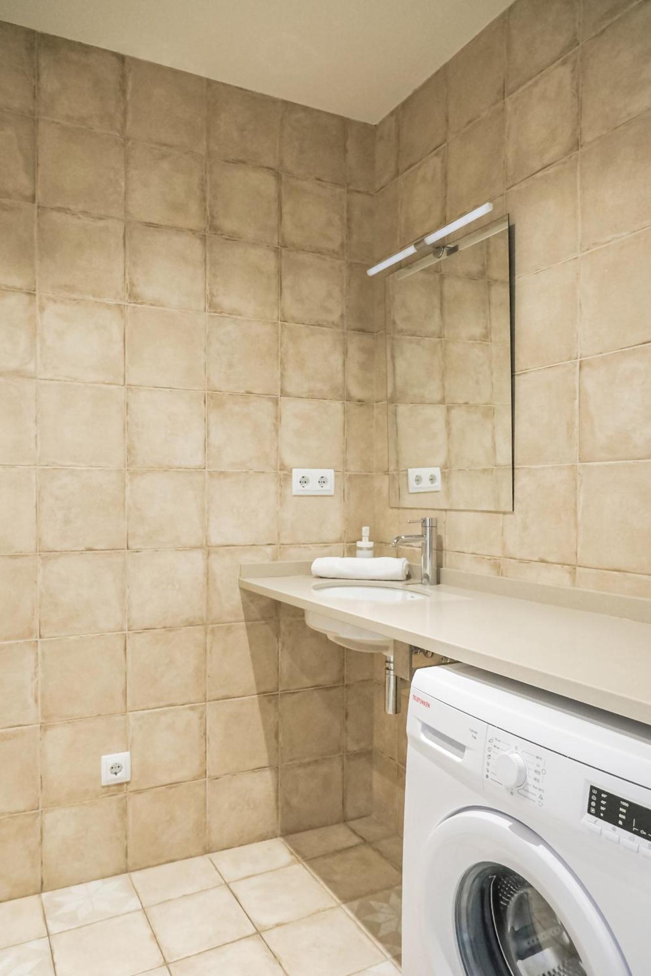 Can Cintet 21Nuevo Apartamento Moderno En Besalu Bagian luar foto